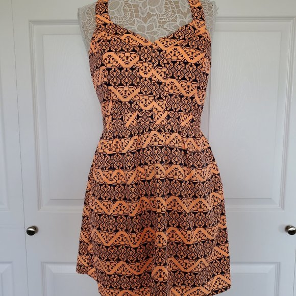 Charlotte Russe Dress 8323 - Picture 2 of 7